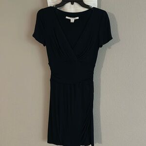 Diane Von Furstenberg
P size
Not worn
Clean out closet
Smoke free pet free